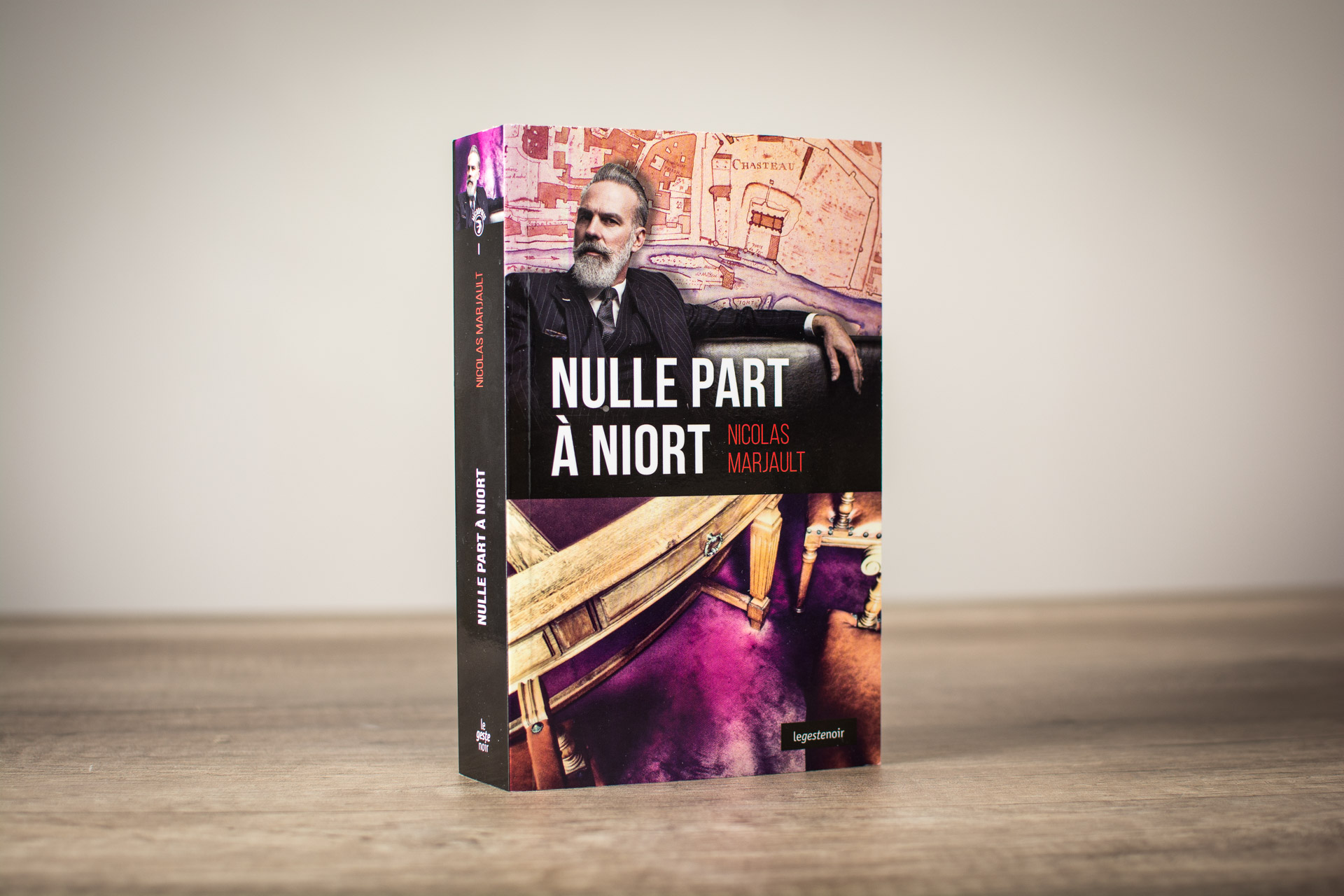 Couverture de "Nulle part à Niort"